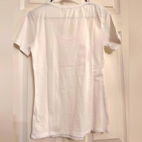 NWOT White Scoop Neck Fitted Tee - Picture 2 of 4